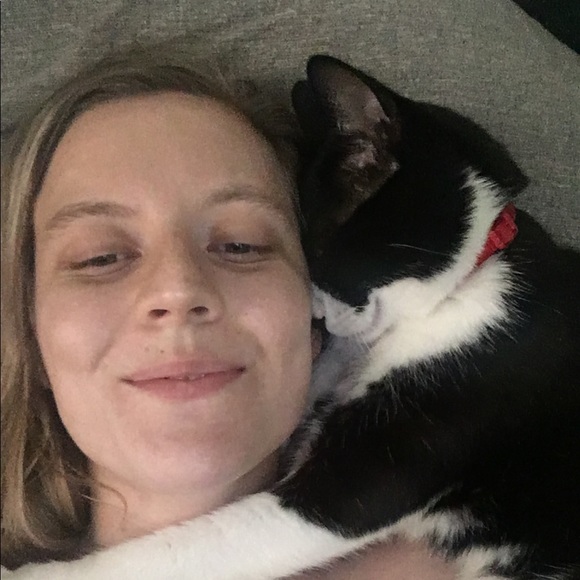 Meet your Posher, Regan - Picture 1 of 1